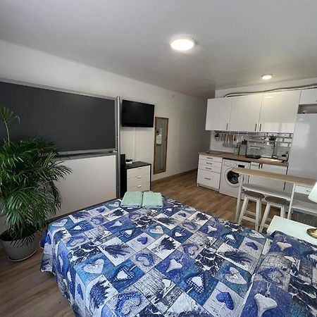 Roger Apartamentos กัมบริลส์ ภายนอก รูปภาพ