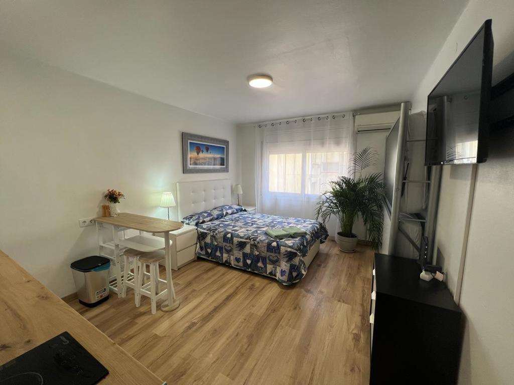 Roger Apartamentos กัมบริลส์ ภายนอก รูปภาพ