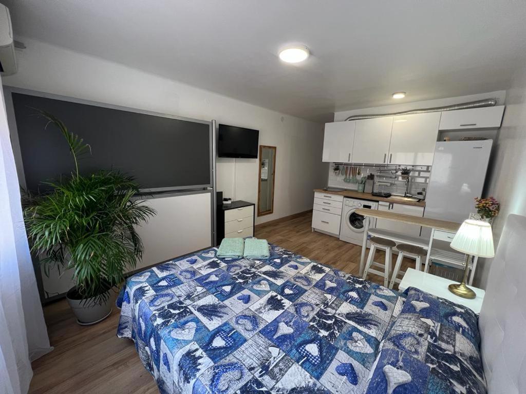 Roger Apartamentos กัมบริลส์ ภายนอก รูปภาพ